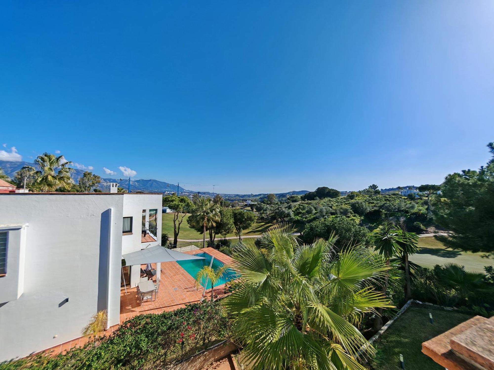 Villa La Cala Golf Stunning Views And Heated Pool *